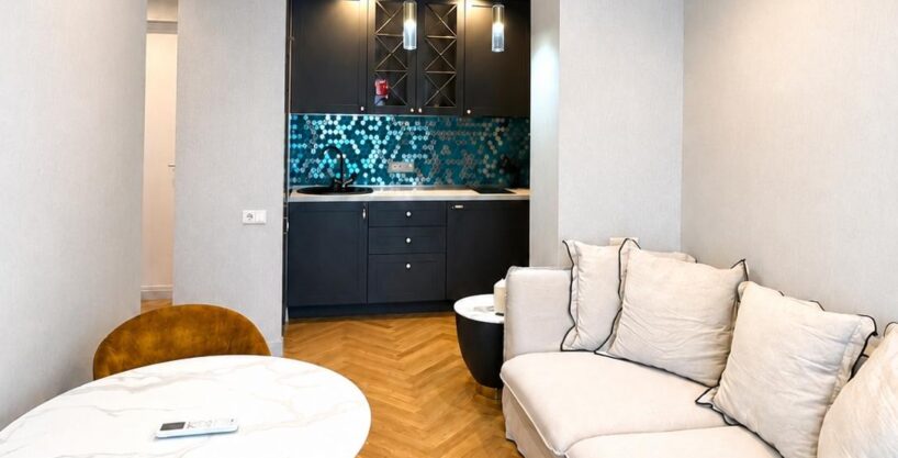 Интерьер квартиры 45 м² в Next Apartments в Батуми