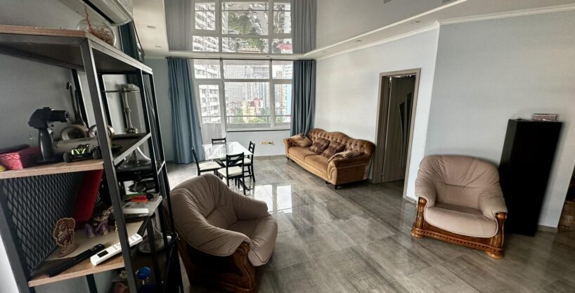 Купить 3-комнатную квартиру в Батуми — 150 м²