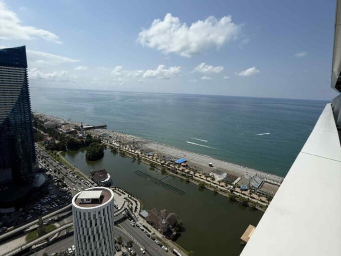 Alliance Palace Marriott Batumi — апартаменты в районе Химшиашвили